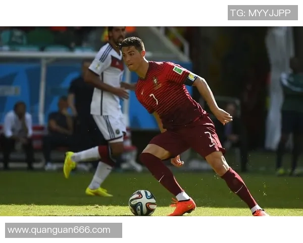 足球明星红包封面图高清精选展示让你的节日更添精彩与活力